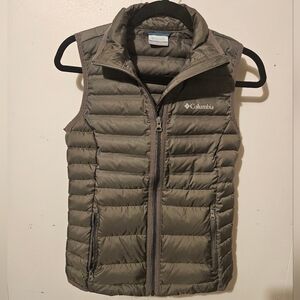 Columbia Gray Puffer Vest